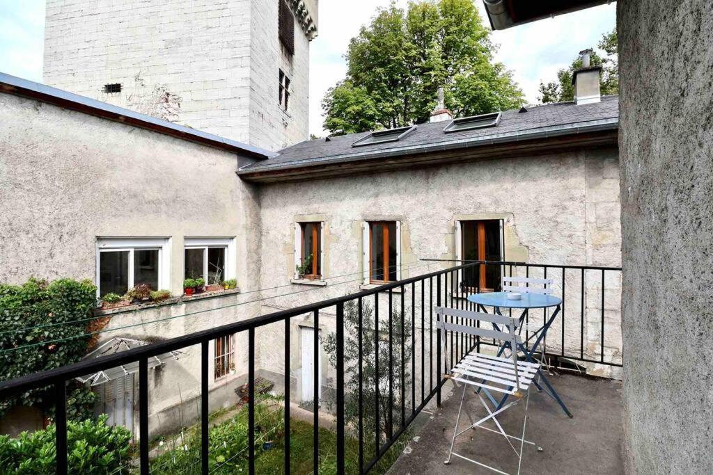 Les Hauts Du Chateau Chambéry Zewnętrze zdjęcie
